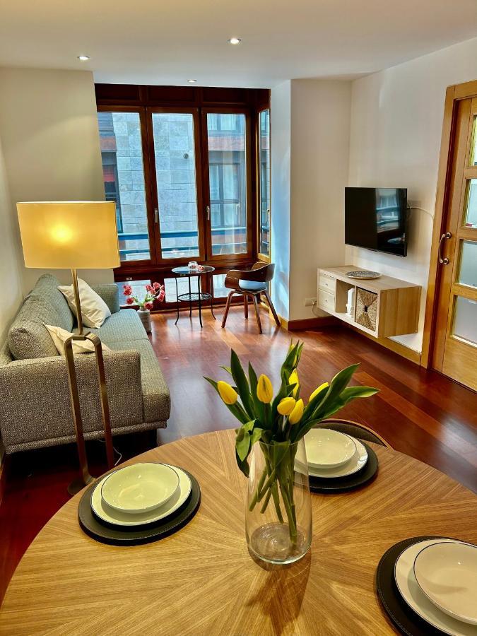 Yalta Apartments ヒホン エクステリア 写真