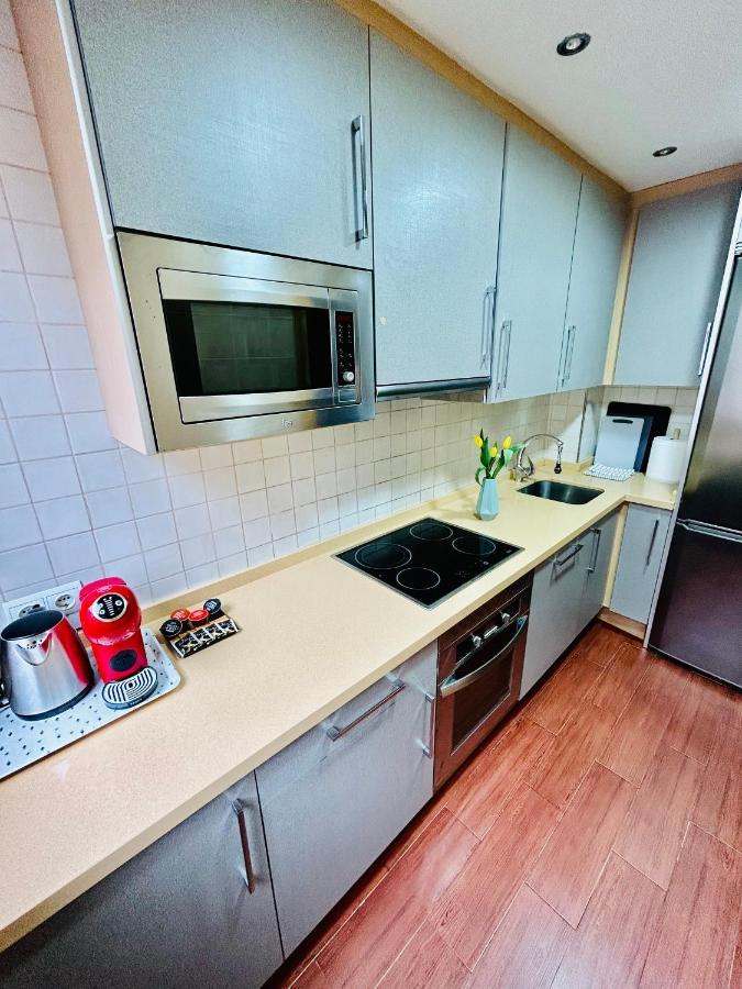 Yalta Apartments ヒホン エクステリア 写真